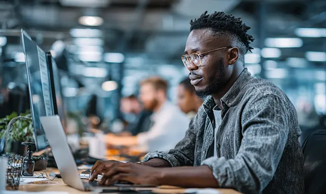 hero-erp-man-working